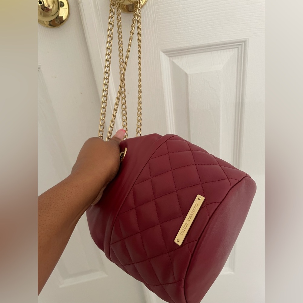 Vince Camuto Crossbody Bucket Handbag - Picture 3 of 3